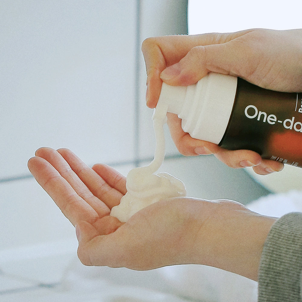 One-day's you 毛孔紧致泡沫洁面乳 120ml
