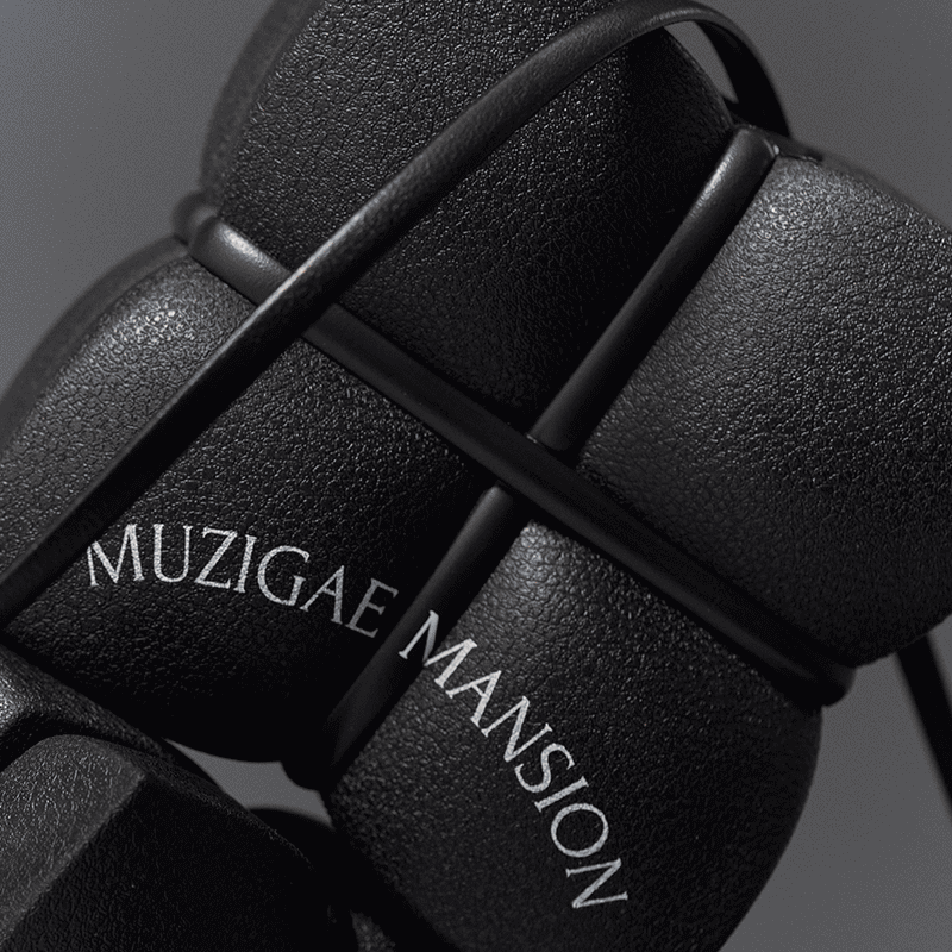 MUZIGAE MANSION 光滑哑光靠垫 (15g + 15g 替换装)