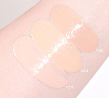 菲诗小铺 Inklasting 气垫修身款 新品