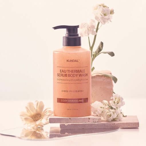 KUNDAL EAU THERMALE SPA 磨砂沐浴露 500ml #COZY DARRELING