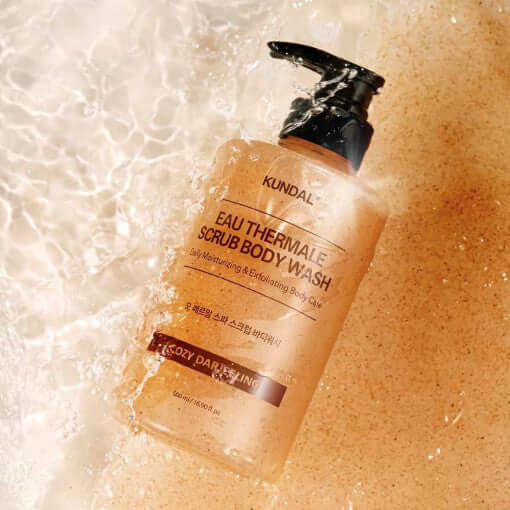KUNDAL EAU THERMALE SPA 磨砂沐浴露 500ml #COZY DARRELING