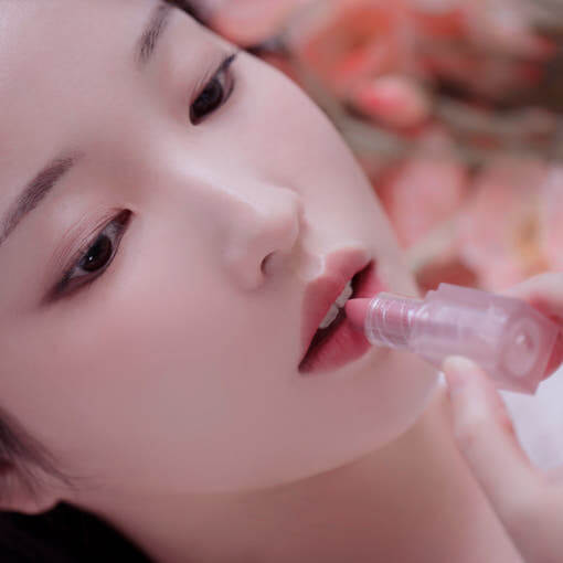 BBIA 持久粉状唇膏